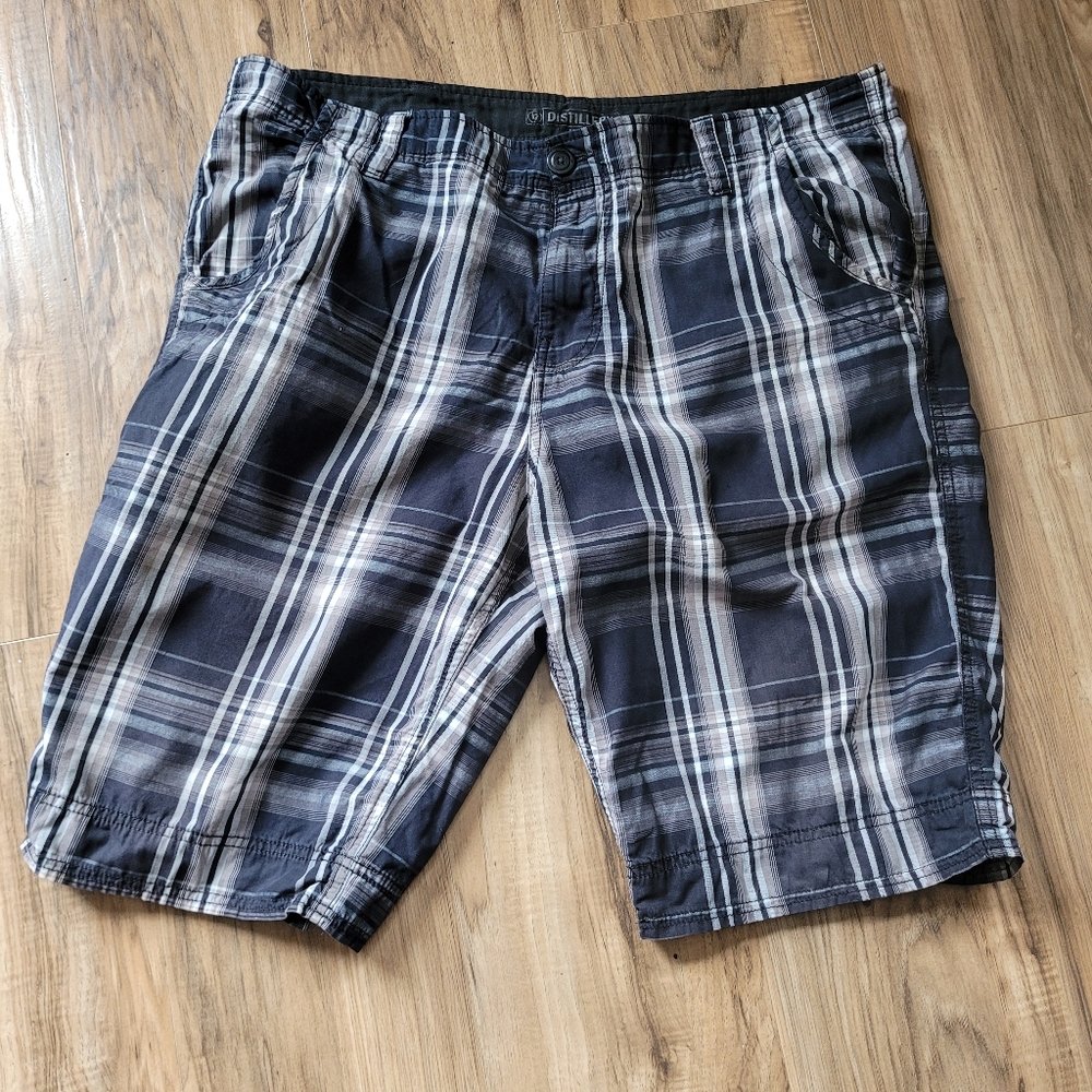 Distillery Apparel Mens Shorts Size 38